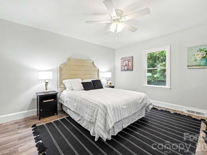 2101 Steele Street, Monroe, NC 28110.  MLS# CAR4386741, YatesRealty ID 28906. 