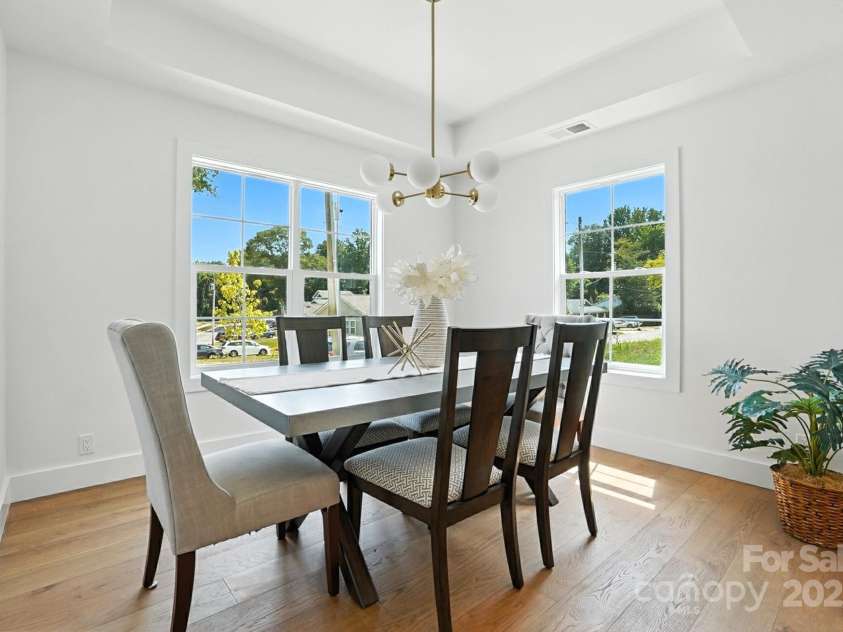 2425/2429 Ellen Avenue, Charlotte, NC 28208.  MLS# CAR4285437, YatesRealty ID 28906. 