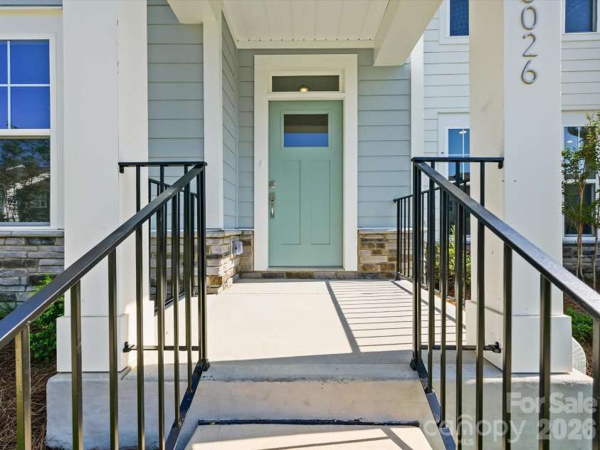 10026 Mamillion Drive, Huntersville, NC 28078.  MLS# CAR4379727, YatesRealty ID 28907. 