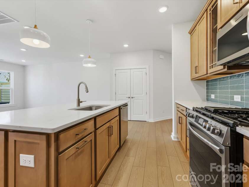 10026 Mamillion Drive, Huntersville, NC 28078.  MLS# CAR4379727, YatesRealty ID 28907. 