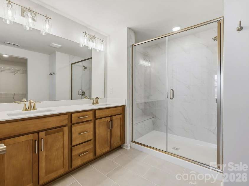 10026 Mamillion Drive, Huntersville, NC 28078.  MLS# CAR4379727, YatesRealty ID 28907. 