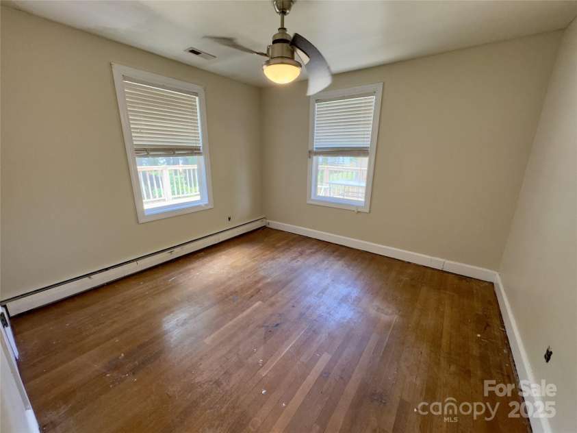 169 Montview Circle, Brevard, NC 28712.  MLS# CAR4276935, YatesRealty ID 28907. Bedroom 2