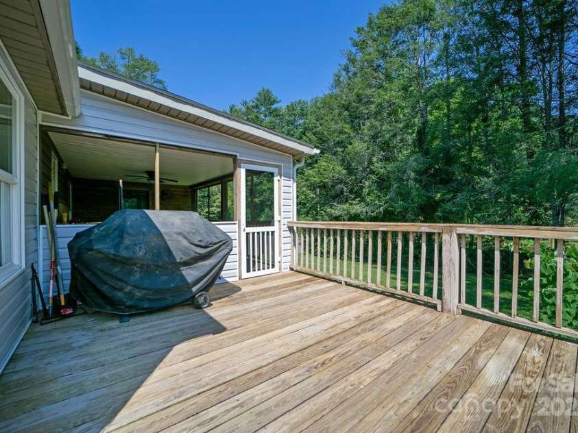 169 Montview Circle, Brevard, NC 28712.  MLS# CAR4276935, YatesRealty ID 28907. Rear Grilling Deck and enclosed deck