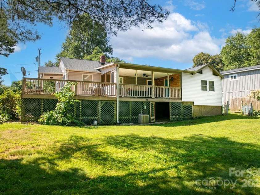 169 Montview Circle, Brevard, NC 28712.  MLS# CAR4276935, YatesRealty ID 28907. Rear of House