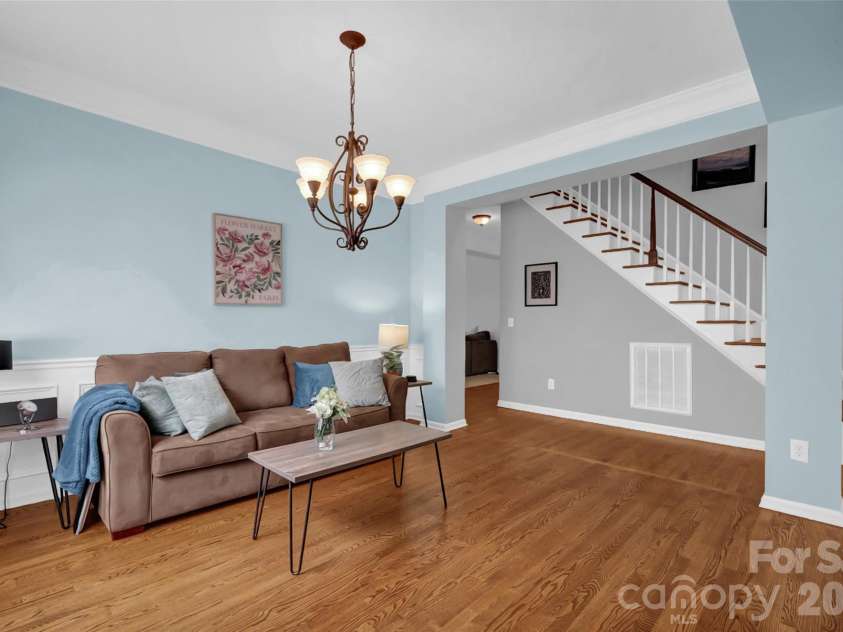 10104 Treetop Lane, Cornelius, NC 28031.  MLS# CAR4391181, YatesRealty ID 28908. 