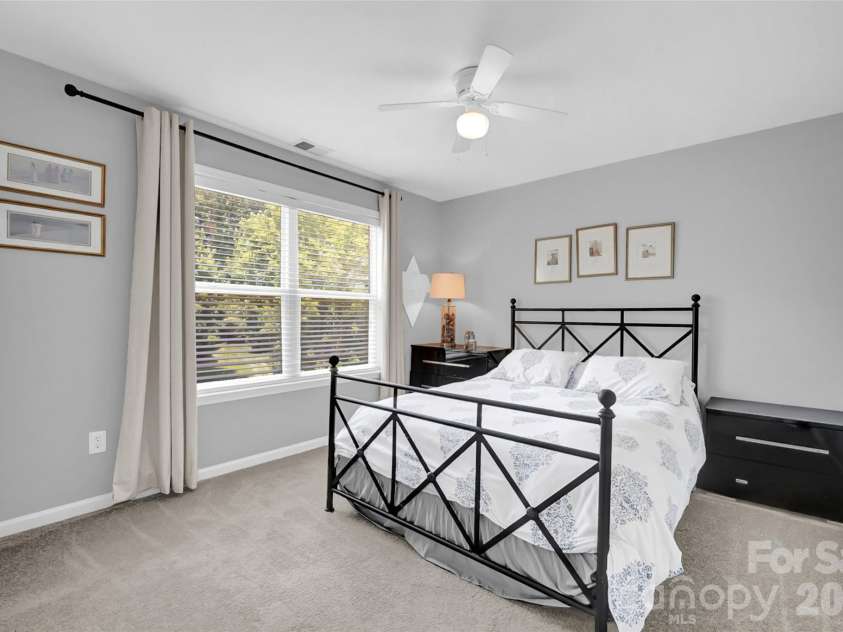 10104 Treetop Lane, Cornelius, NC 28031.  MLS# CAR4391181, YatesRealty ID 28908. 