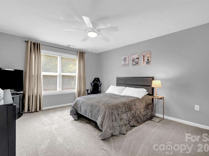 10104 Treetop Lane, Cornelius, NC 28031.  MLS# CAR4391181, YatesRealty ID 28908. 