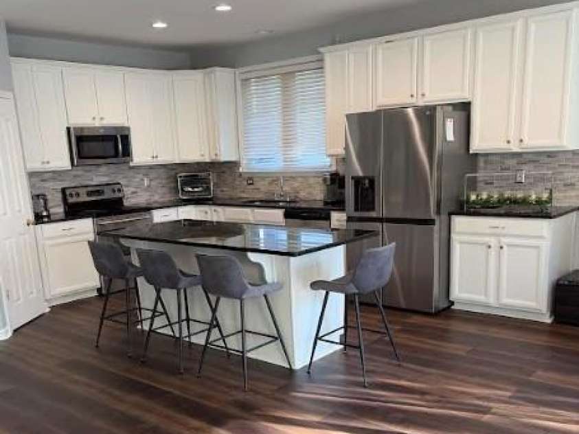 10104 Treetop Lane, Cornelius, NC 28031.  MLS# CAR4391181, YatesRealty ID 28908. 