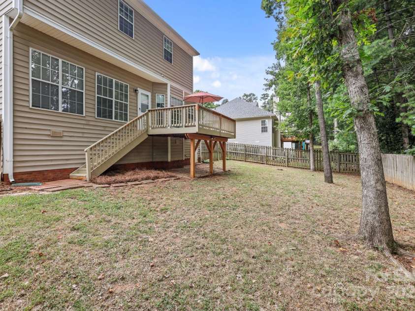 1656 Heather Glen Road, Kannapolis, NC 28081.  MLS# CAR4283900, YatesRealty ID 28909. 