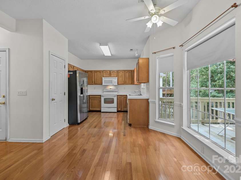 1656 Heather Glen Road, Kannapolis, NC 28081.  MLS# CAR4283900, YatesRealty ID 28909. Kitchen