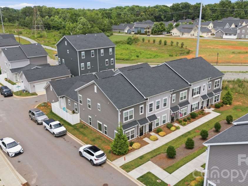 2176 Moss Meadow Lane, Denver, NC 28037.  MLS# CAR4387081, YatesRealty ID 28909. 