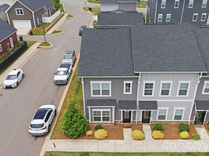 2176 Moss Meadow Lane, Denver, NC 28037.  MLS# CAR4387081, YatesRealty ID 28909. 