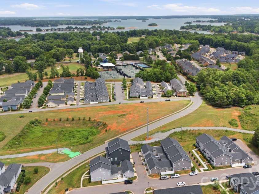 2176 Moss Meadow Lane, Denver, NC 28037.  MLS# CAR4387081, YatesRealty ID 28909. 