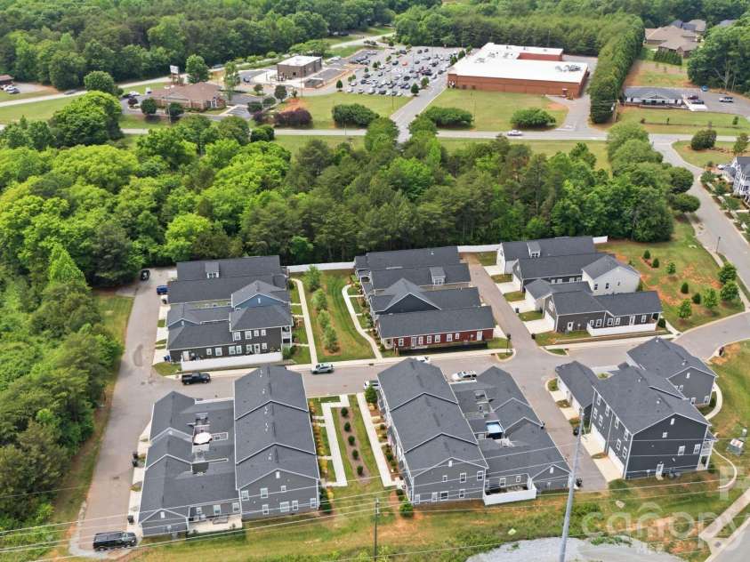 2176 Moss Meadow Lane, Denver, NC 28037.  MLS# CAR4387081, YatesRealty ID 28909. 