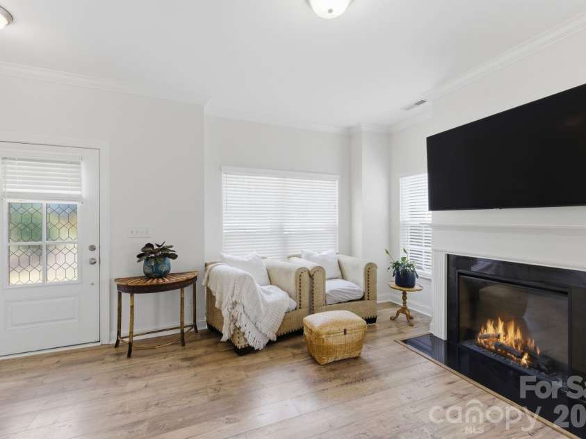 2176 Moss Meadow Lane, Denver, NC 28037.  MLS# CAR4387081, YatesRealty ID 28909. Entry view with added fireplace