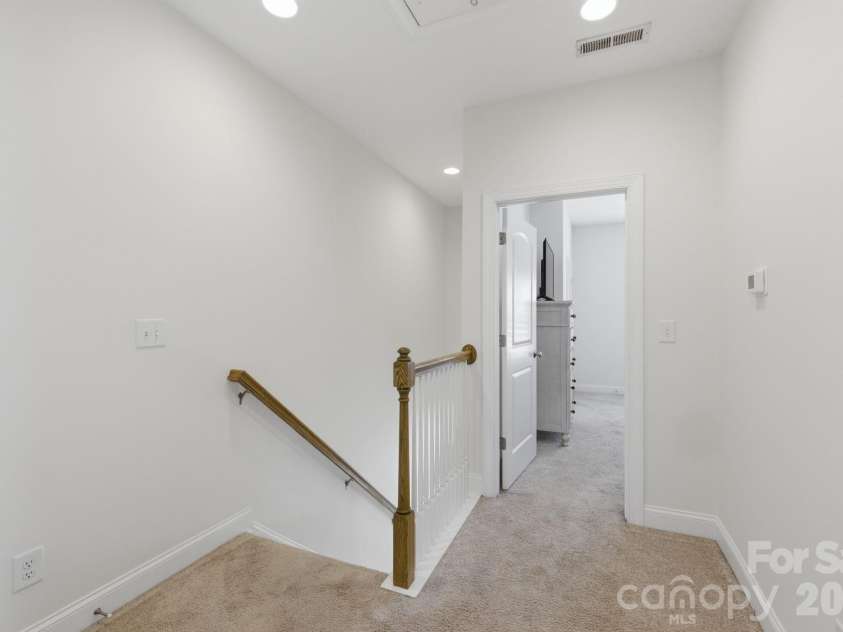 2176 Moss Meadow Lane, Denver, NC 28037.  MLS# CAR4387081, YatesRealty ID 28909. Upper level