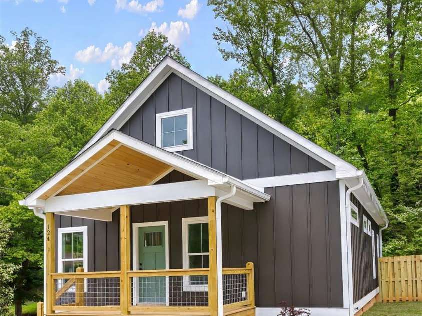 124 Orchard Street, Old Fort, NC 28762.  MLS# CAR4301509, YatesRealty ID 2891. 