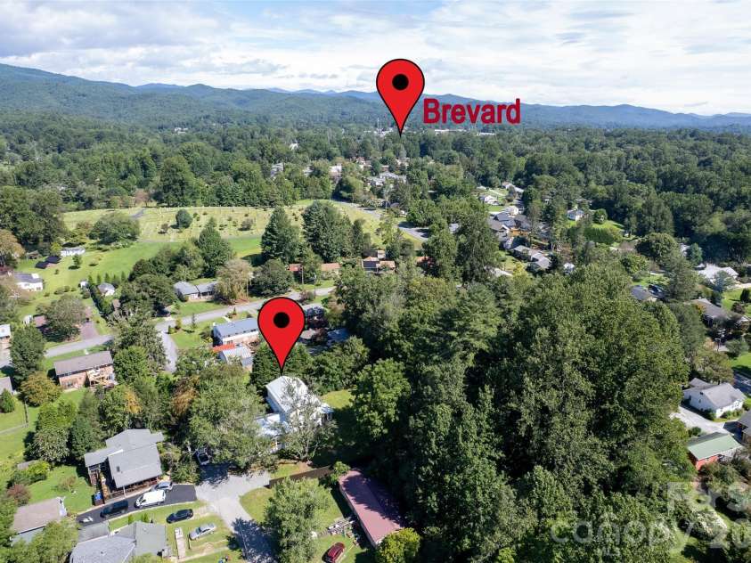 142 Gillespie Circle, Brevard, NC 28712.  MLS# CAR4273083, YatesRealty ID 2891. One Mile to Downtown Brevard