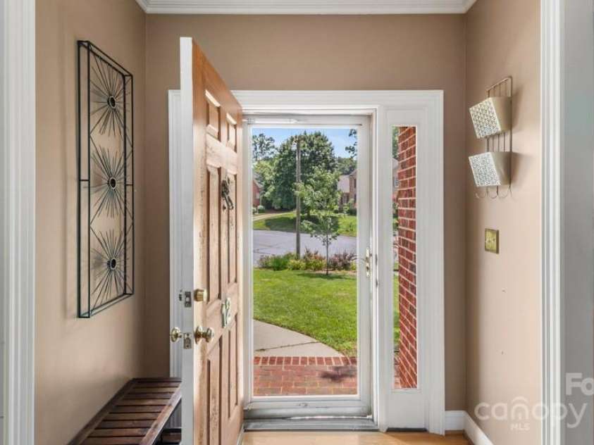 12 Westridge Court, Greensboro, NC 27410.  MLS# CAR4284316, YatesRealty ID 28910. 