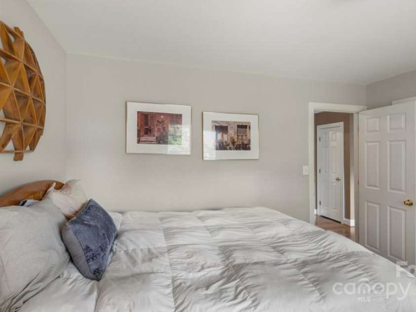 12 Westridge Court, Greensboro, NC 27410.  MLS# CAR4284316, YatesRealty ID 28910. 