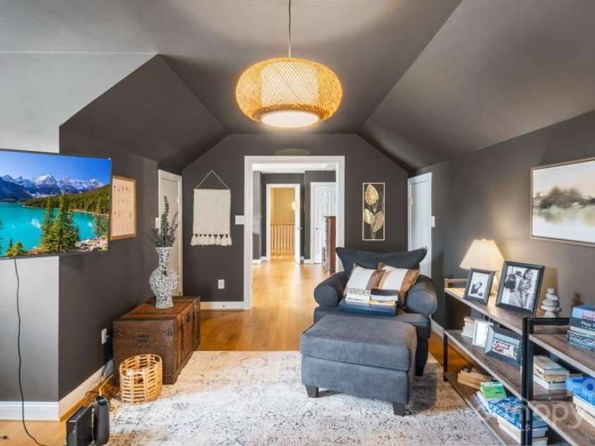 12 Westridge Court, Greensboro, NC 27410.  MLS# CAR4284316, YatesRealty ID 28910. 