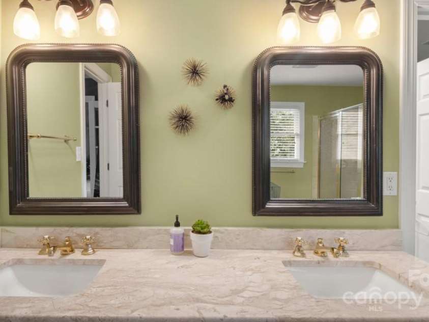 12 Westridge Court, Greensboro, NC 27410.  MLS# CAR4284316, YatesRealty ID 28910. 