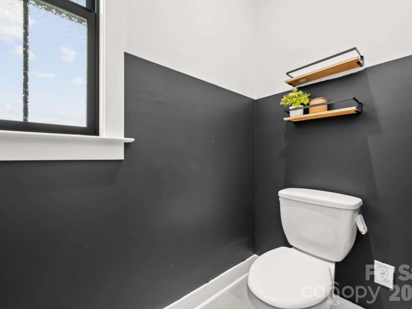 1408 Caldwell Street, Charlotte, NC 28206.  MLS# CAR4349076, YatesRealty ID 28911. 