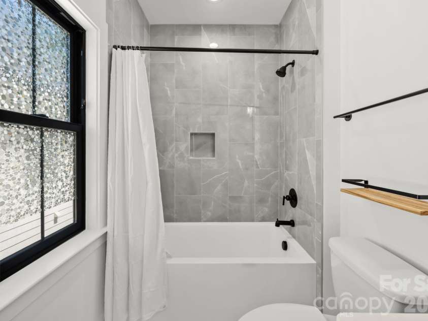 1408 Caldwell Street, Charlotte, NC 28206.  MLS# CAR4349076, YatesRealty ID 28911. 