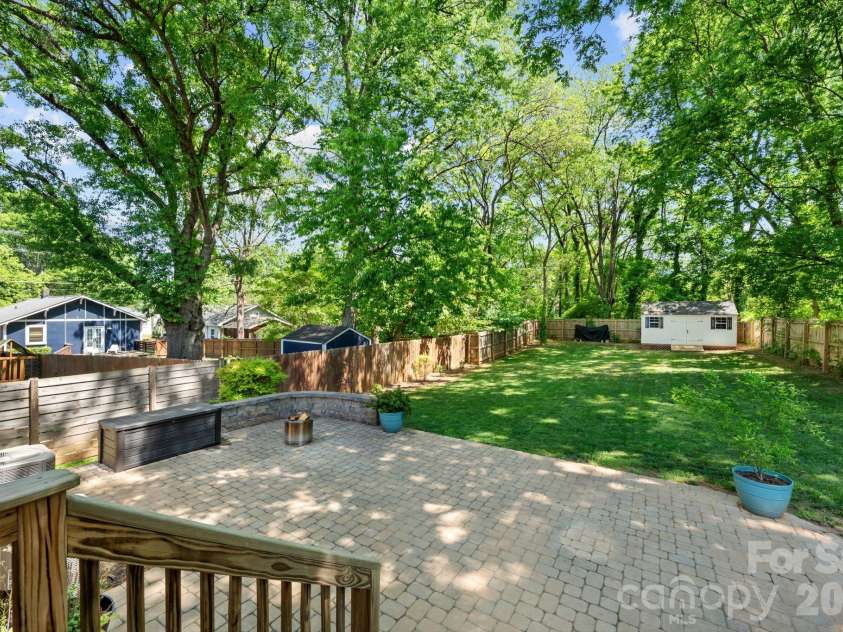 1408 Caldwell Street, Charlotte, NC 28206.  MLS# CAR4349076, YatesRealty ID 28911. 
