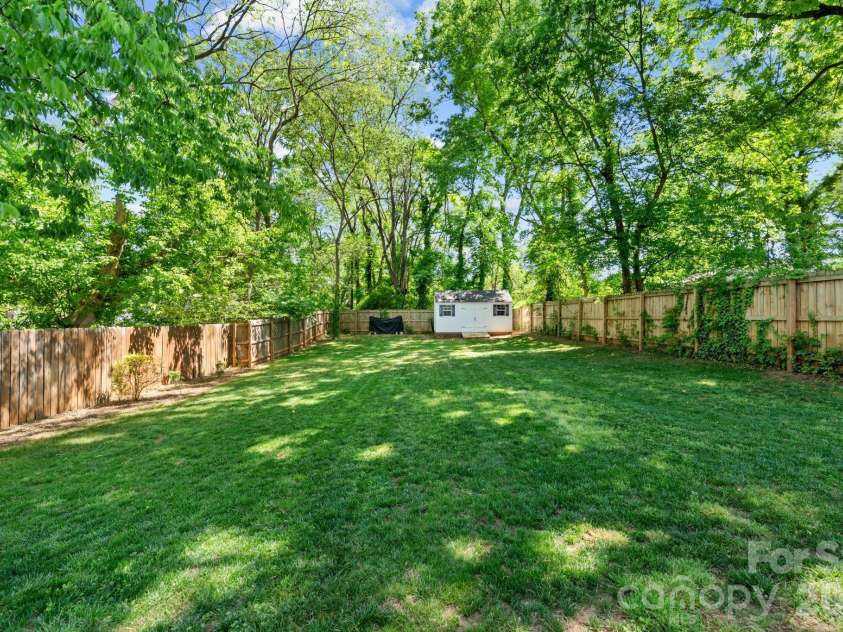 1408 Caldwell Street, Charlotte, NC 28206.  MLS# CAR4349076, YatesRealty ID 28911. 