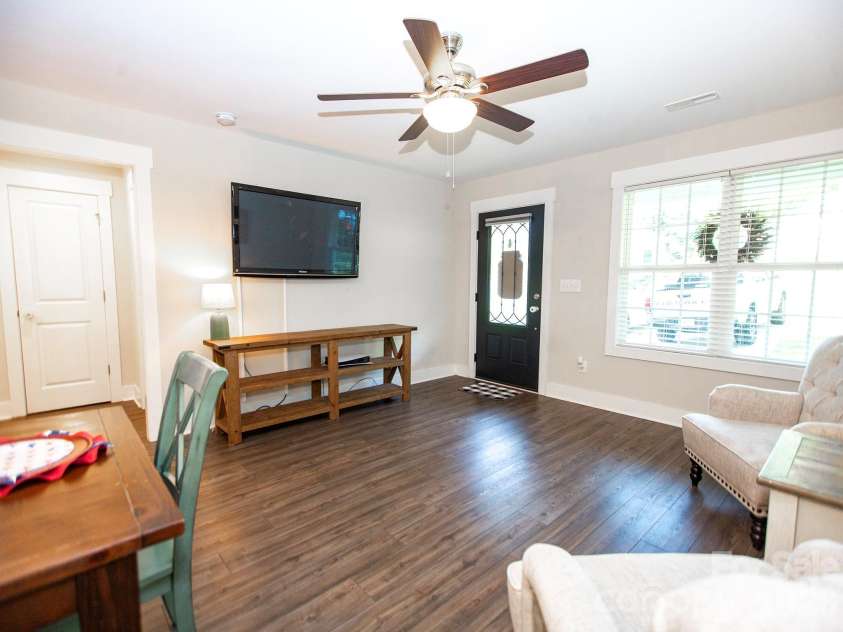509 Sacco Extension, Belmont, NC 28012.  MLS# CAR4385625, YatesRealty ID 28912. 