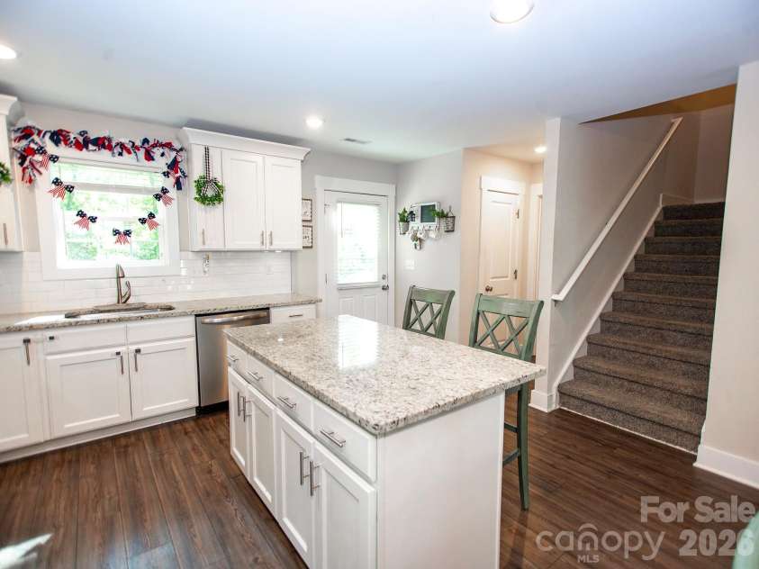 509 Sacco Extension, Belmont, NC 28012.  MLS# CAR4385625, YatesRealty ID 28912. 