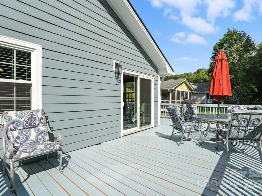 2902 Cherry Blossom Court, Fort Mill, SC 29715.  MLS# CAR4282554, YatesRealty ID 28913. Back Deck Area