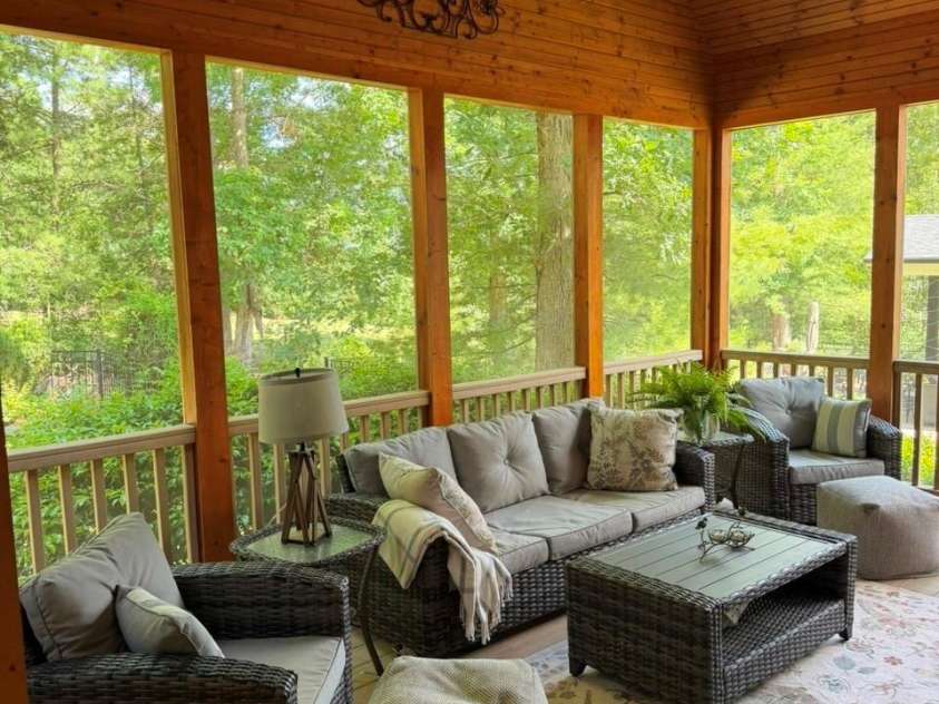 914 Players Ridge Road, Hickory, NC 28601.  MLS# CAR4387638, YatesRealty ID 28913. 