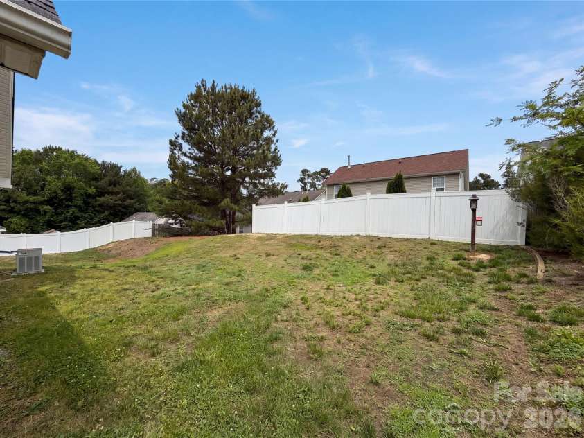 1841 Mission Oaks Street, Kannapolis, NC 28083.  MLS# CAR4388328, YatesRealty ID 28914. 