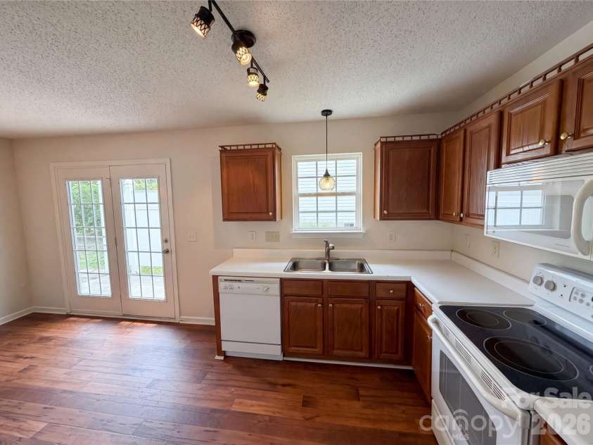 1841 Mission Oaks Street, Kannapolis, NC 28083.  MLS# CAR4388328, YatesRealty ID 28914. 