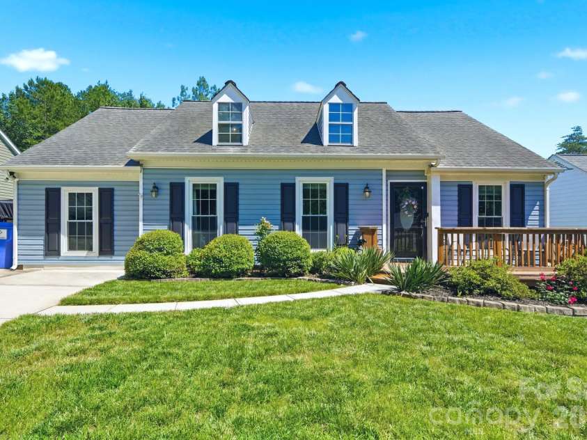 14023 Eden Court, Pineville, NC 28134.  MLS# CAR4387552, YatesRealty ID 28915. 