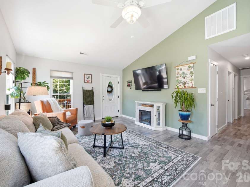 14023 Eden Court, Pineville, NC 28134.  MLS# CAR4387552, YatesRealty ID 28915. 