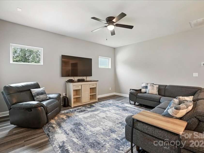 4149 Longmore Lane, Kannapolis, NC 28081.  MLS# CAR4277968, YatesRealty ID 28915. 