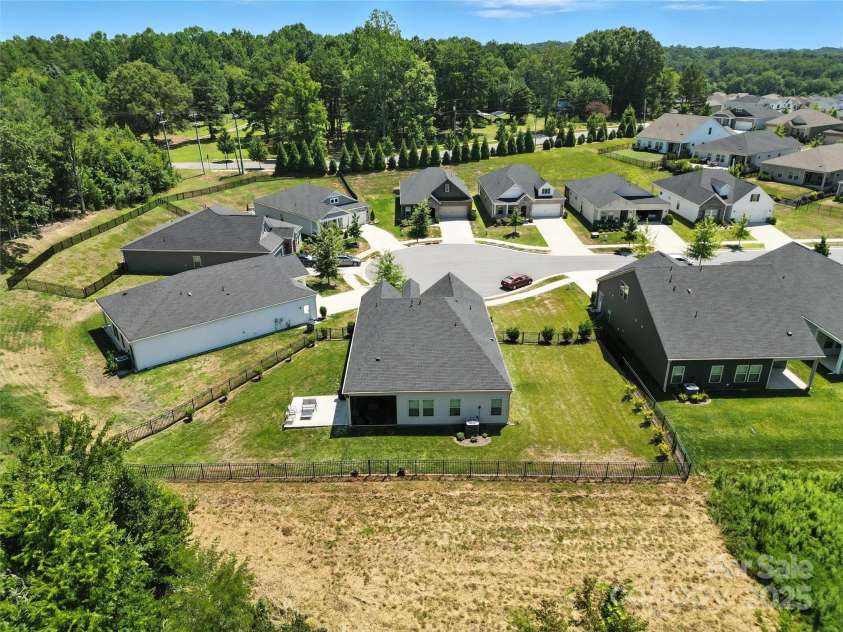 4149 Longmore Lane, Kannapolis, NC 28081.  MLS# CAR4277968, YatesRealty ID 28915. 