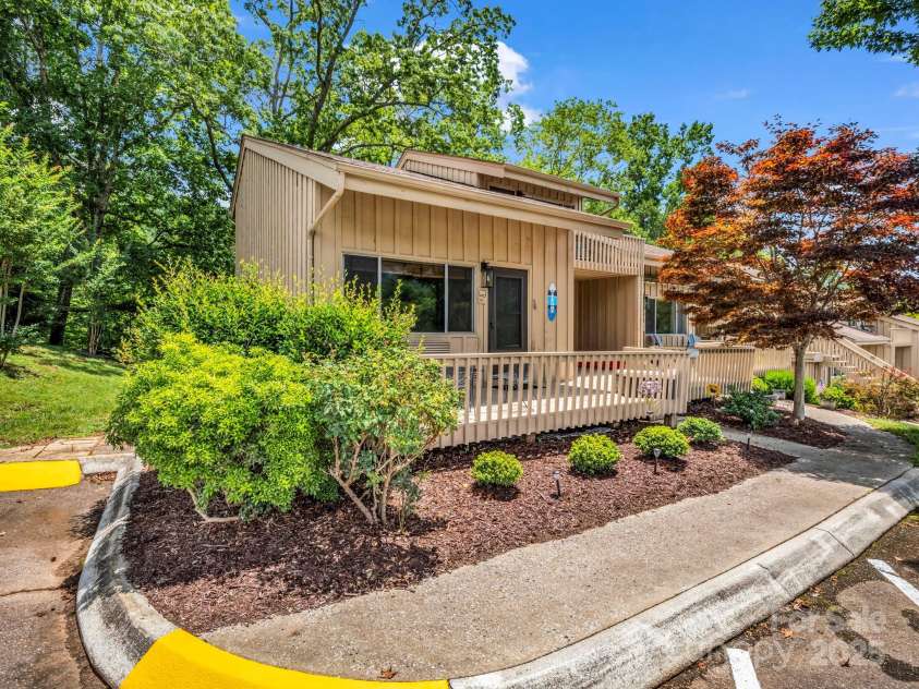 140 West Lake Drive, Lake Lure, NC 28746.  MLS# CAR4281158, YatesRealty ID 28916. 