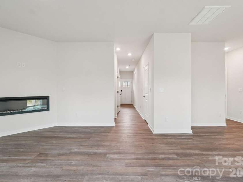 135 Rustling Waters Drive, Mooresville, NC 28117.  MLS# CAR4286572, YatesRealty ID 28917. 