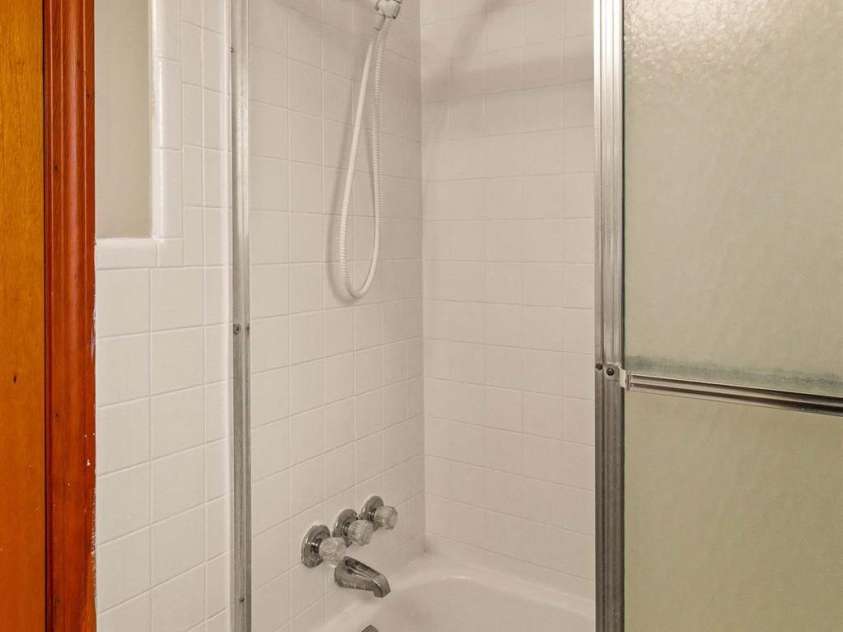 162 Jennings Road, Statesville, NC 28625.  MLS# CAR4203599, YatesRealty ID 2892. 