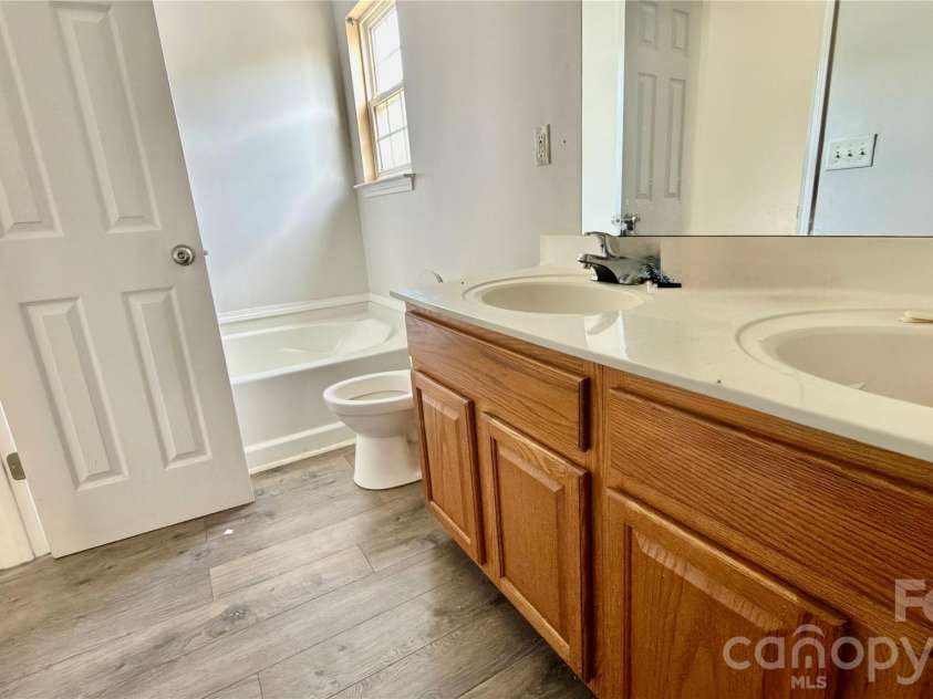 1412 Jabbok Place, Concord, NC 28027.  MLS# CAR4381677, YatesRealty ID 28921. 