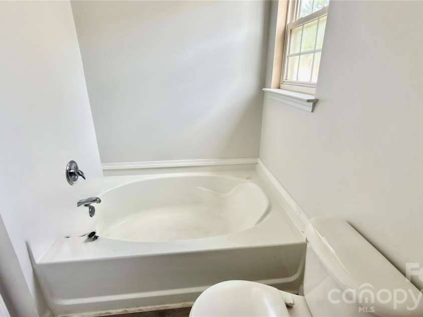 1412 Jabbok Place, Concord, NC 28027.  MLS# CAR4381677, YatesRealty ID 28921. 