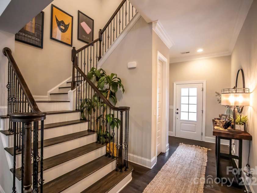 3344 Northampton Drive, Charlotte, NC 28210.  MLS# CAR4286673, YatesRealty ID 28921. 