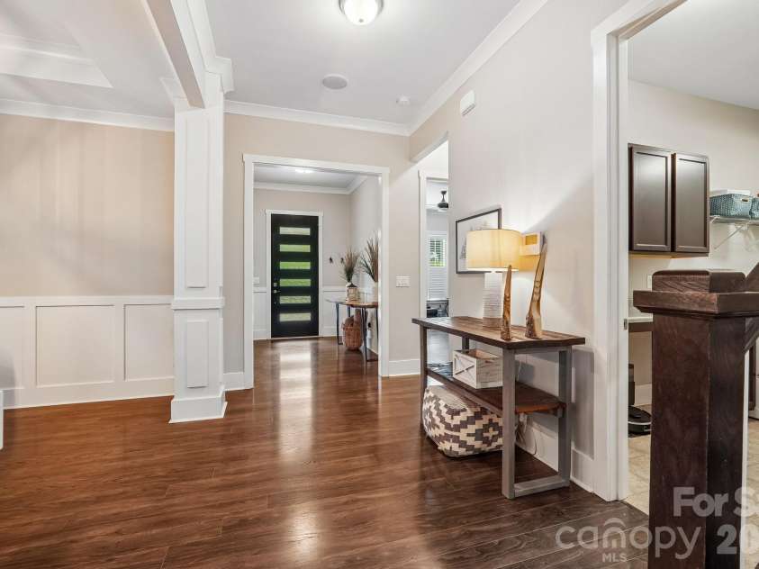 1232 Crofton Drive, Waxhaw, NC 28173.  MLS# CAR4383427, YatesRealty ID 28922. 