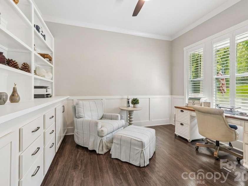 1232 Crofton Drive, Waxhaw, NC 28173.  MLS# CAR4383427, YatesRealty ID 28922. 