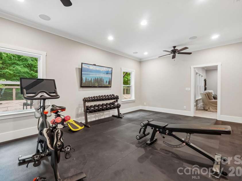1232 Crofton Drive, Waxhaw, NC 28173.  MLS# CAR4383427, YatesRealty ID 28922. 