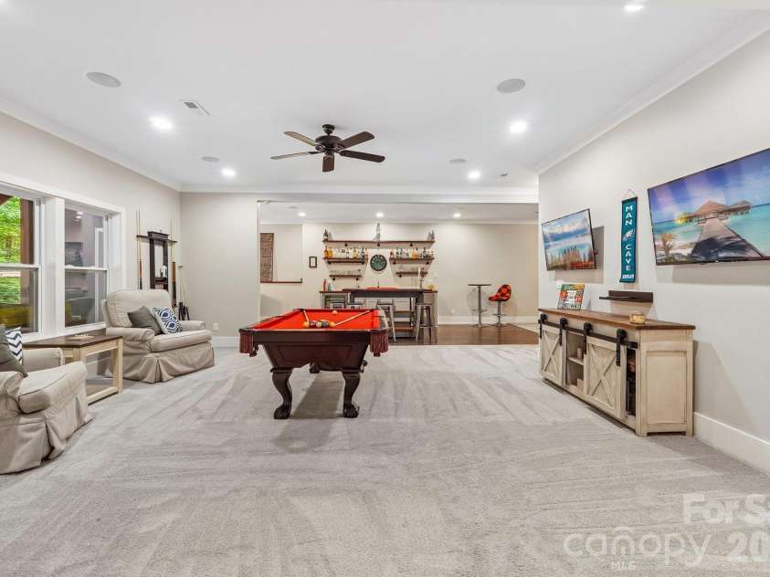1232 Crofton Drive, Waxhaw, NC 28173.  MLS# CAR4383427, YatesRealty ID 28922. 